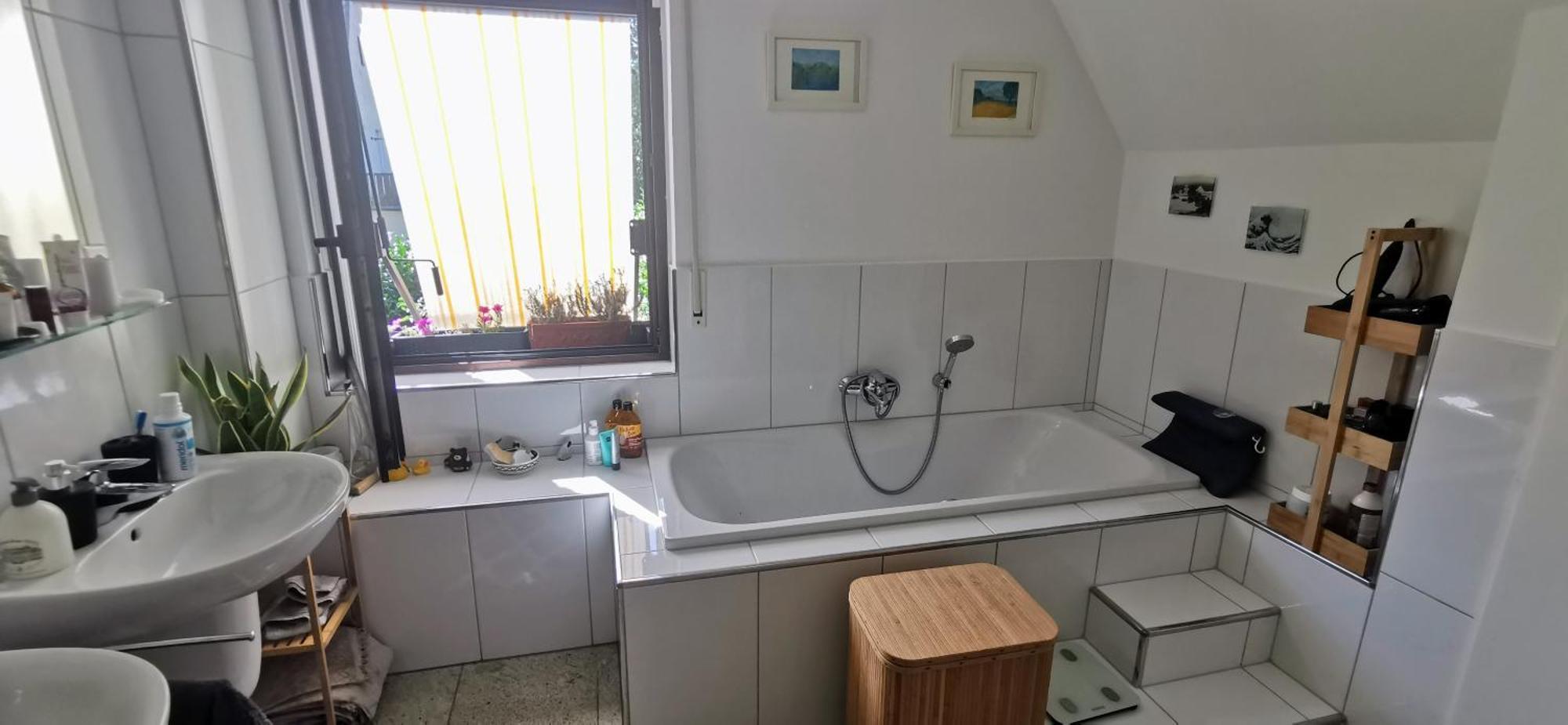Sehr Schoene, Grosse Und Zentral Gelegene Apartment *